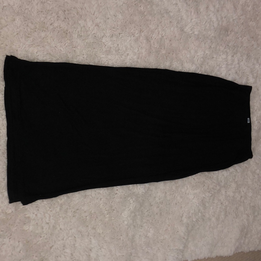 Cute maxi skirt!!